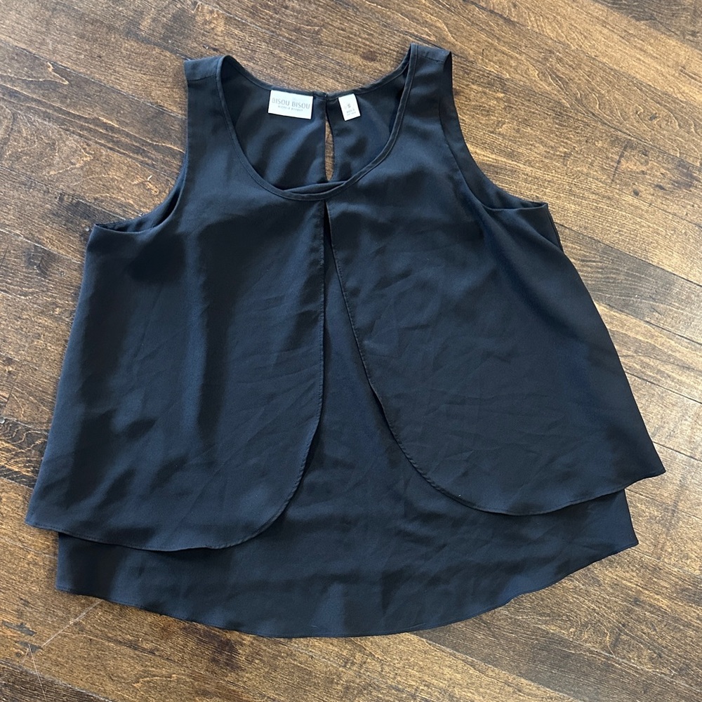 Black Sleeveless Top Bisou Bisou Size Small